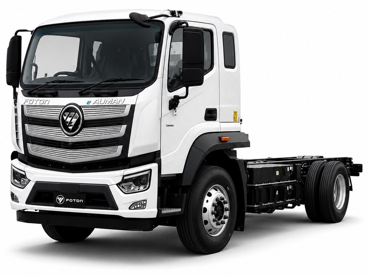 Foton eAuman 18-Ton — Foton electric heavy truck, 18-tonne battery electric truck — 282 kWh CATL LFP pack, 380 kW dual-motor direct drive, 2