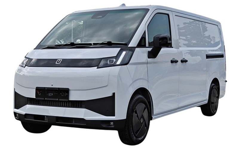 Farizon V7E — electric commercial van available in Singapore
